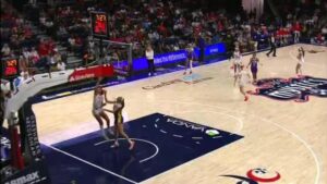 Sparks vs Mystics Game Action