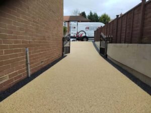 Resin Driveways Leeds: A Modern Choice for Homes