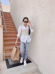 Leather Corset Outfit Ideas for Events