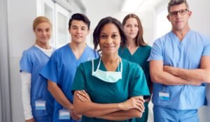 7 Benefits of Wearing Medical Scrub Sets During Long Shifts