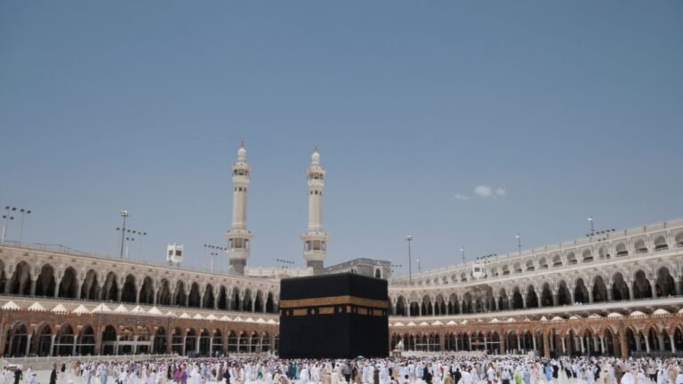 Planning Umrah from California? Here’s What You Need to Know