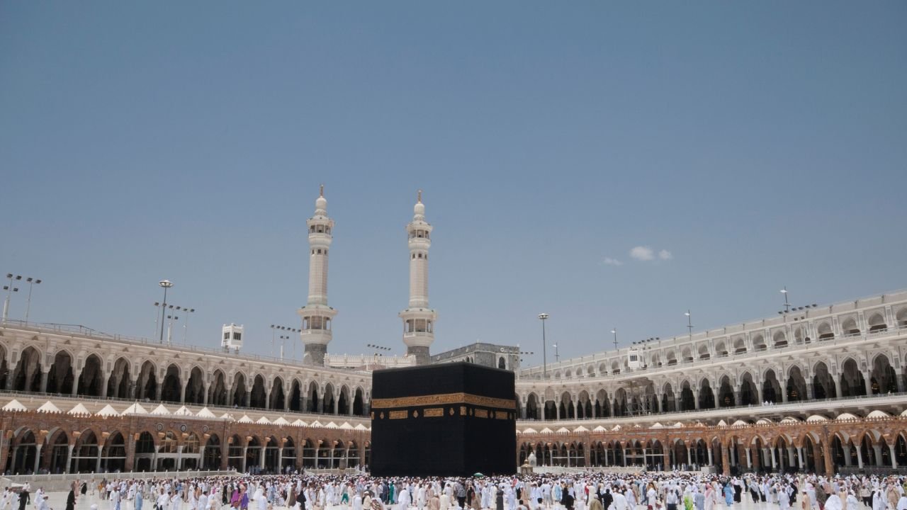 Planning Umrah from California? Here’s What You Need to Know