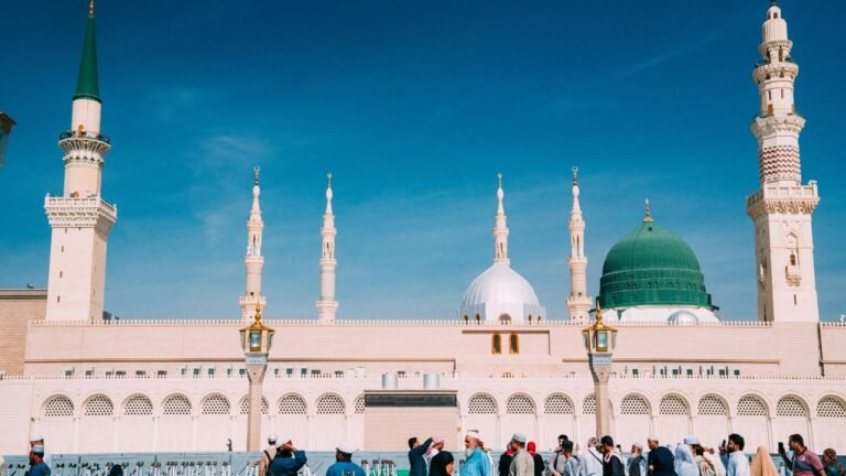 Your Complete Guide to Planning Umrah from New York